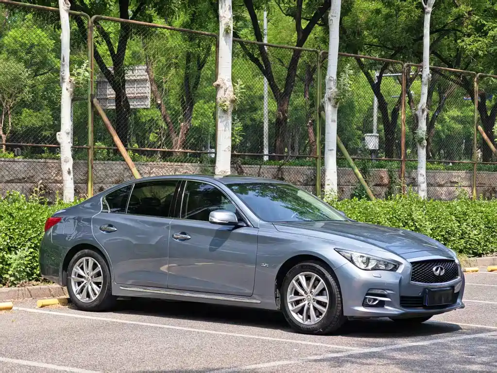 Infiniti Q50 L 2.0 T Joy