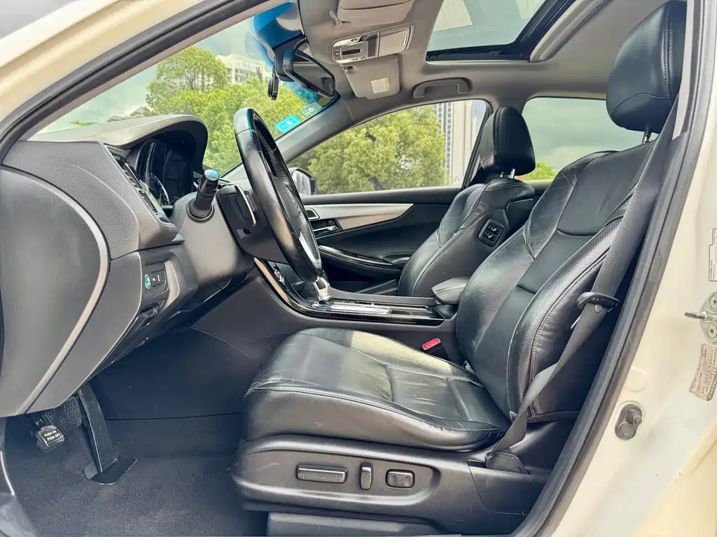 Spirior 2.4 L Distinguished
