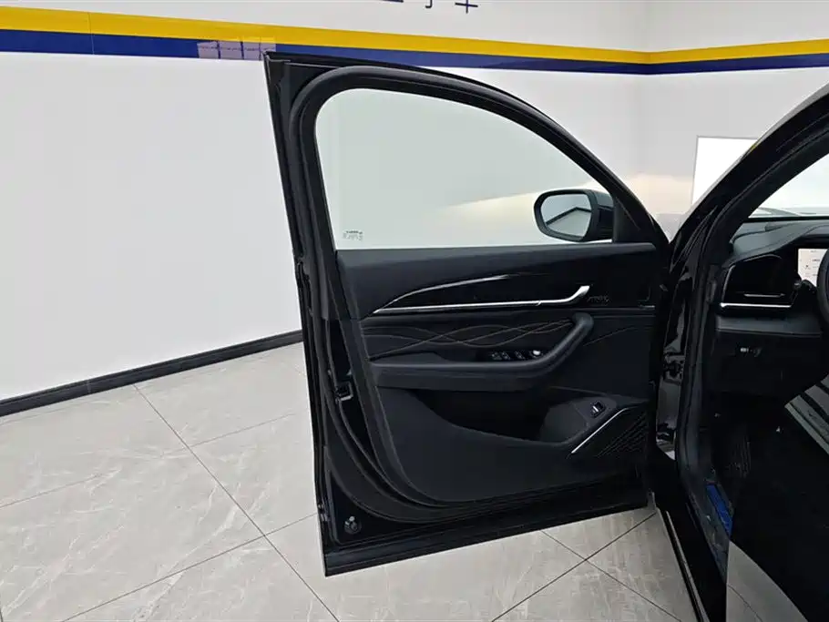 Xingyue L 2.0 TD DCT EVO 2 WD Long Wind