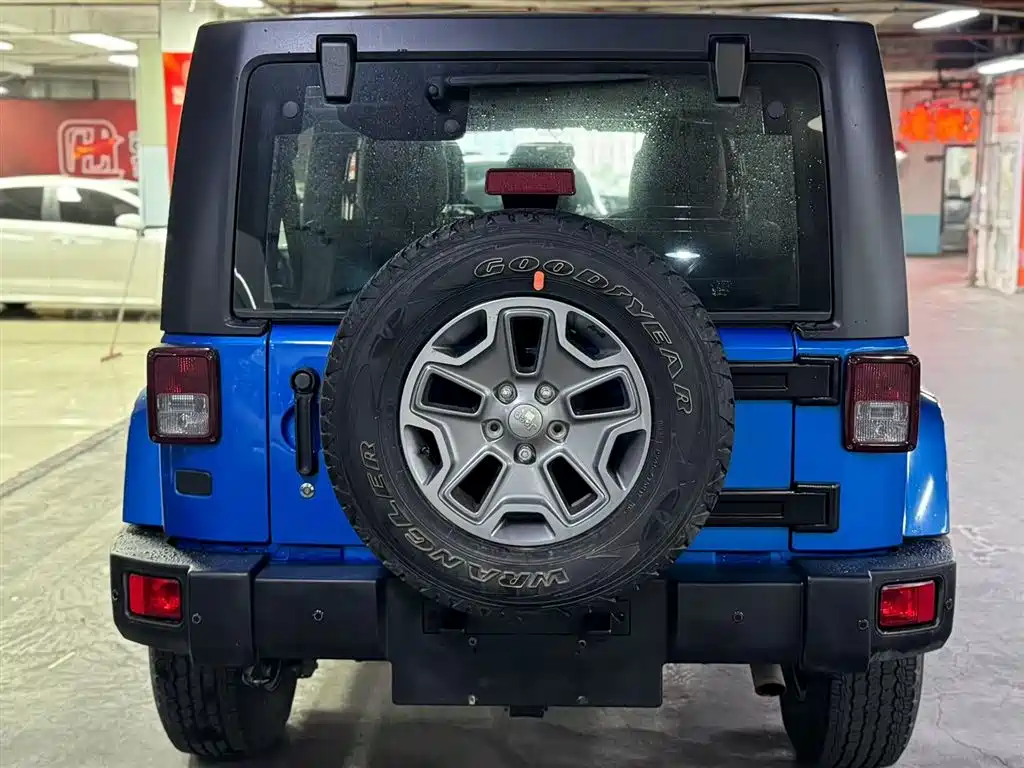 Wrangler 3.0 L Sahara 4-door Comfort Enjoyment