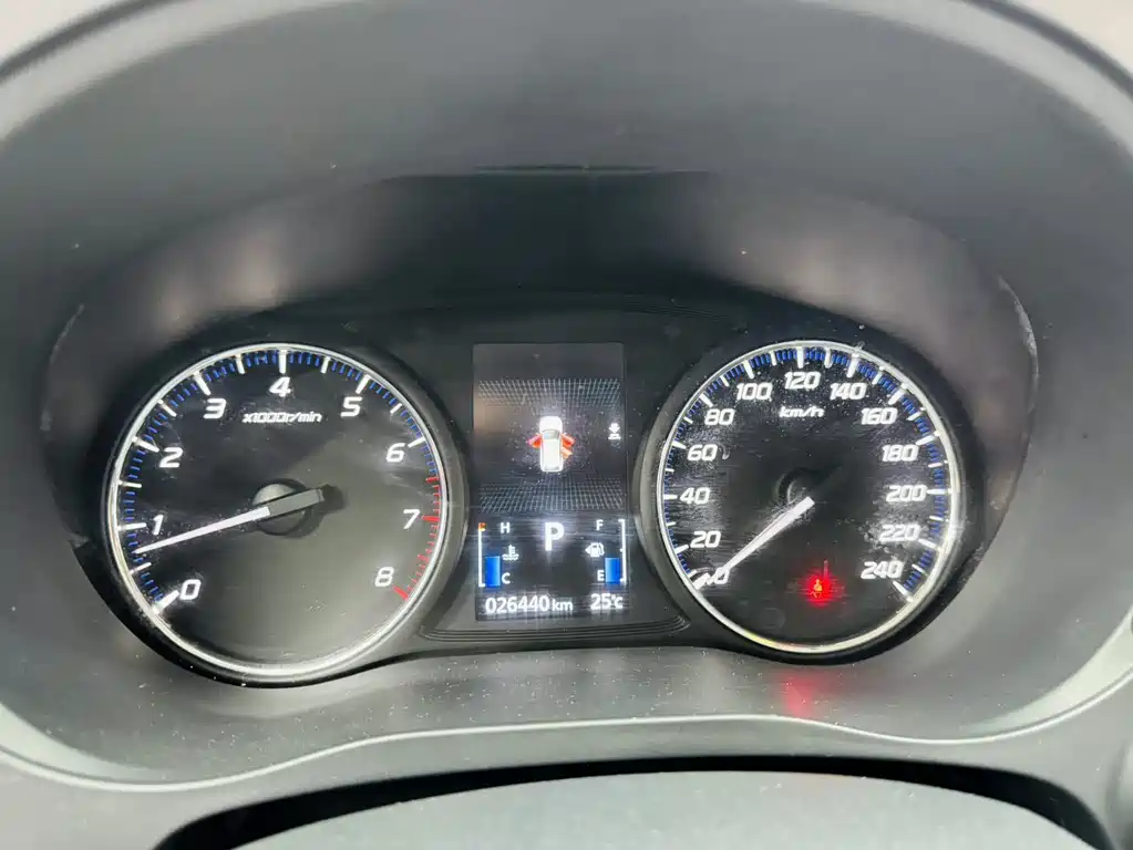Outlander 2.0 L 2 WD Smooth Enjoyment 5-seat