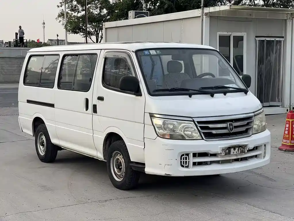 Jinbei Hiace 金杯海狮 2014款 2.0 L第五代动力王经典型4 G20 D4 B