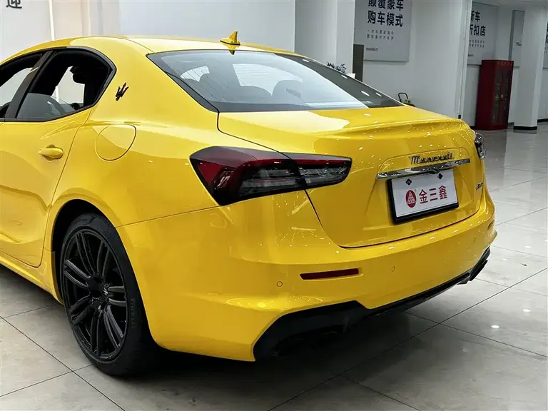 Maserati Ghibli 3.0 T Modena