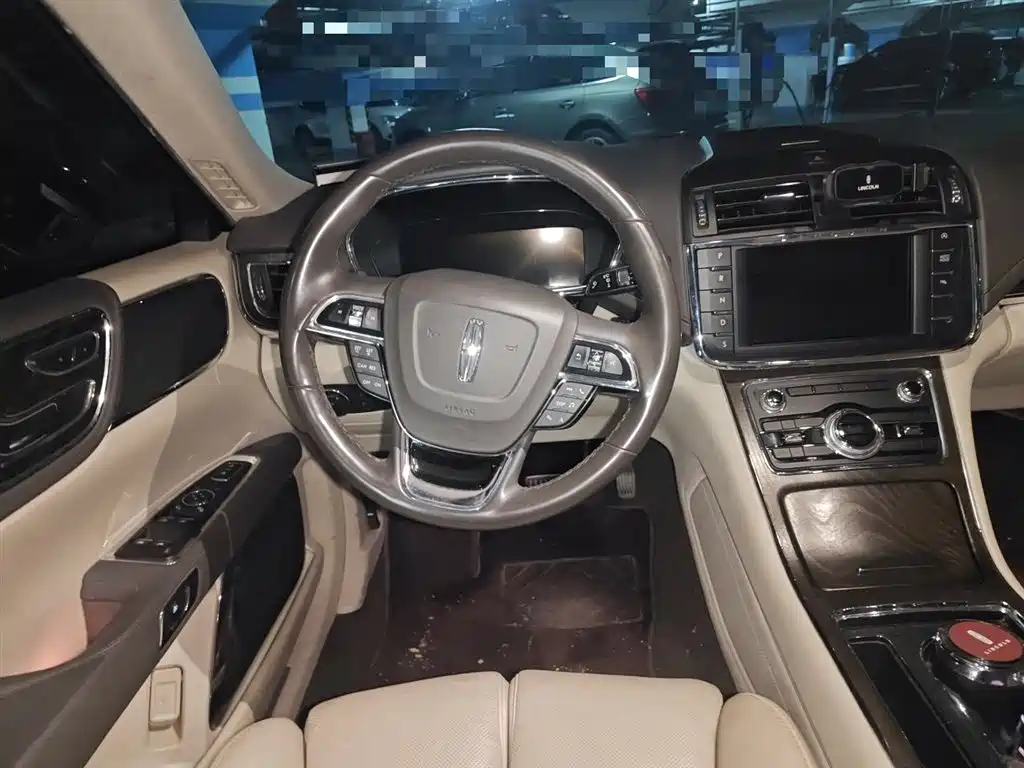 Lincoln Continental 2.0 T 2 WD Premium CN-VI