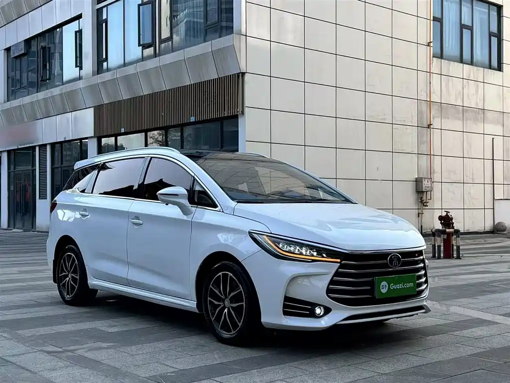 Song MAX 1.5 T Auto Connected Elite 7-seat