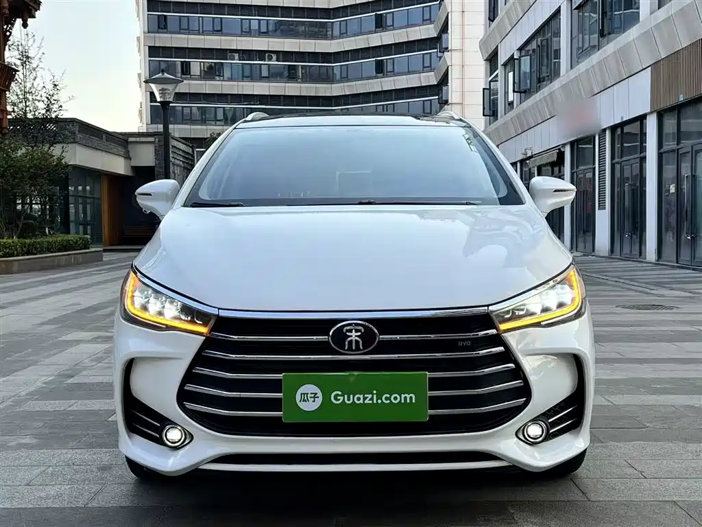 Song MAX 1.5 T Auto Connected Elite 7-seat