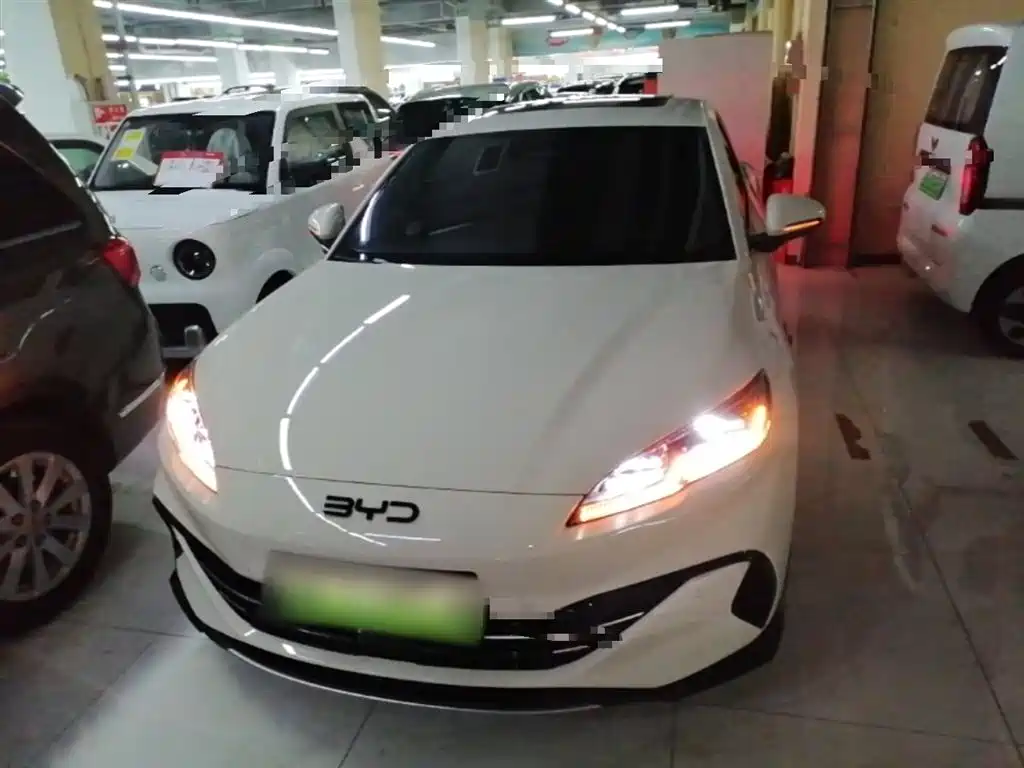 Seal 06 DM-i Smart Drive 80 KM Distinguished