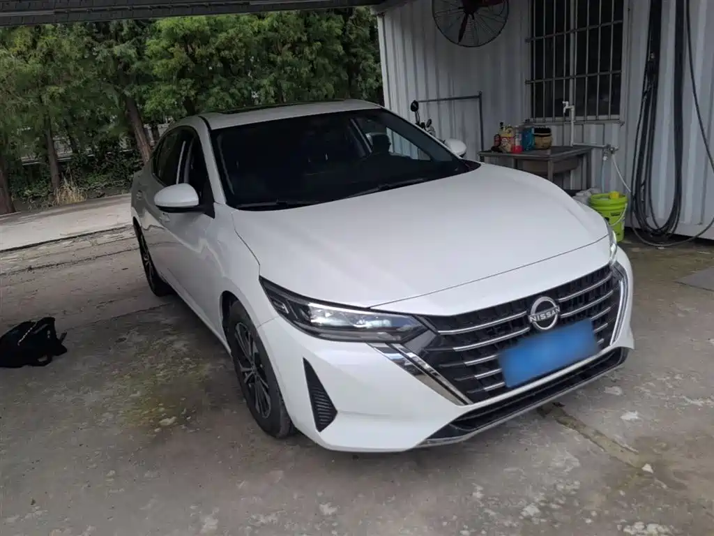 Sylphy 1.6 L CVT Joy