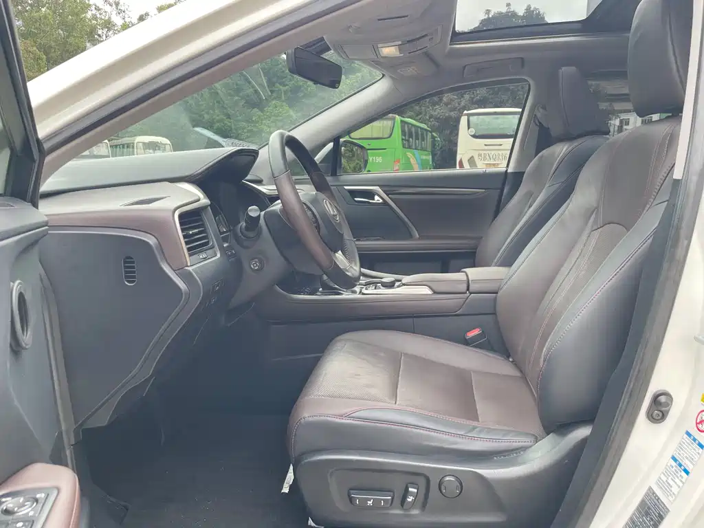 Lexus RX 300 4 WD Elegant CN-V