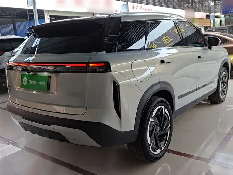 Chery Explore 06 C-DM Luxury