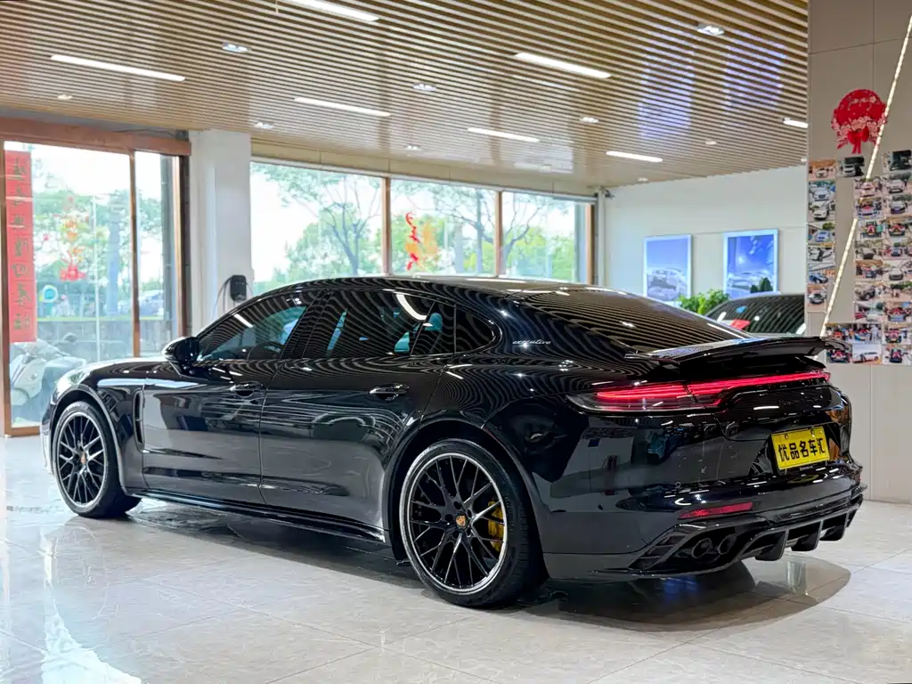 Panamera Facelift Panamera Executive Extended Platinum 2.9 T