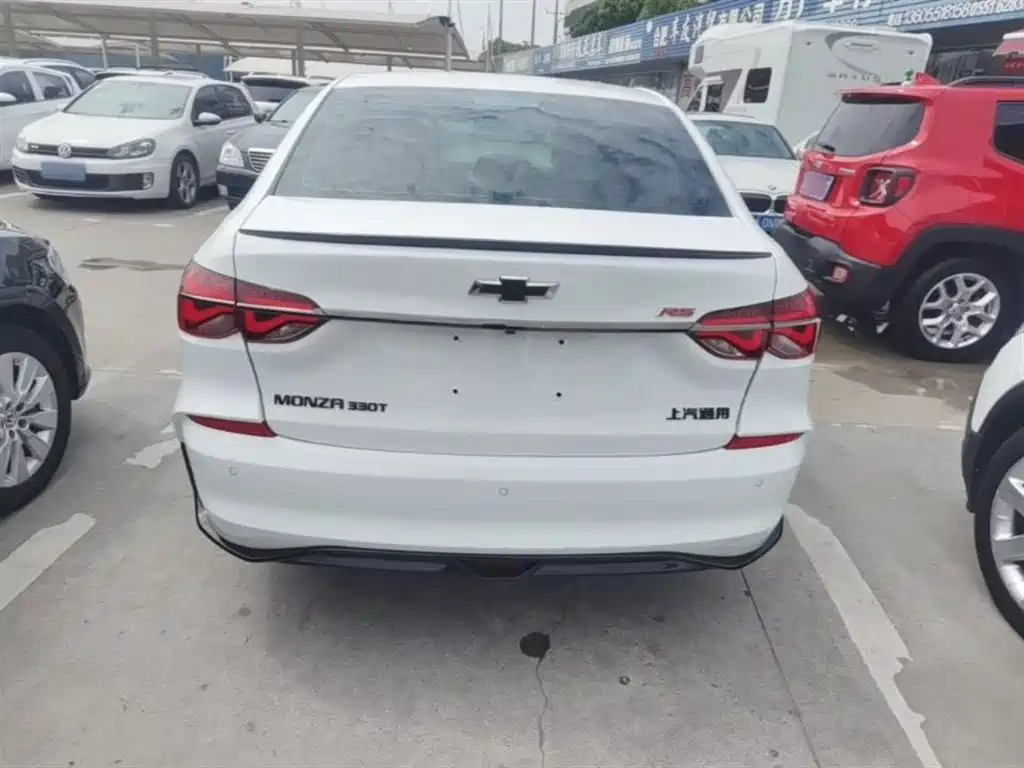 Monza Mild Hybrid RS 330 T Auto Smooth