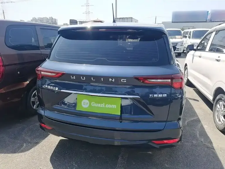 Wuling Victory 1.5 T CVT Elite