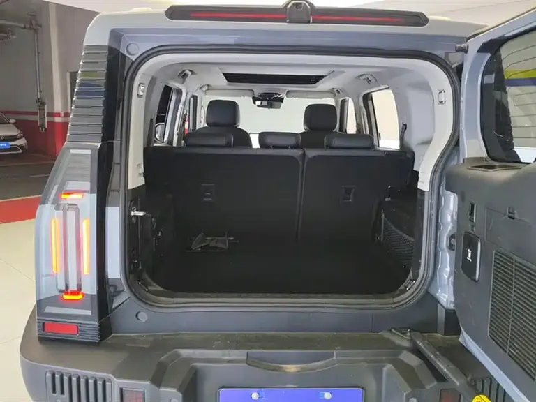 Jetour Traveller 2.0 T 4 WD Cross PRO