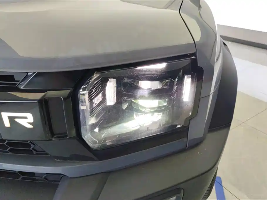 Jetour Traveller 2.0 T 4 WD Cross PRO