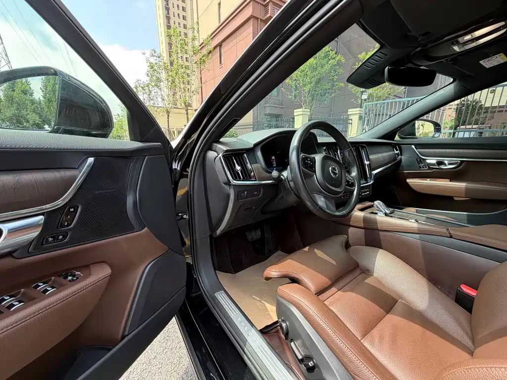Volvo S90 B5 Smart Vision Luxury