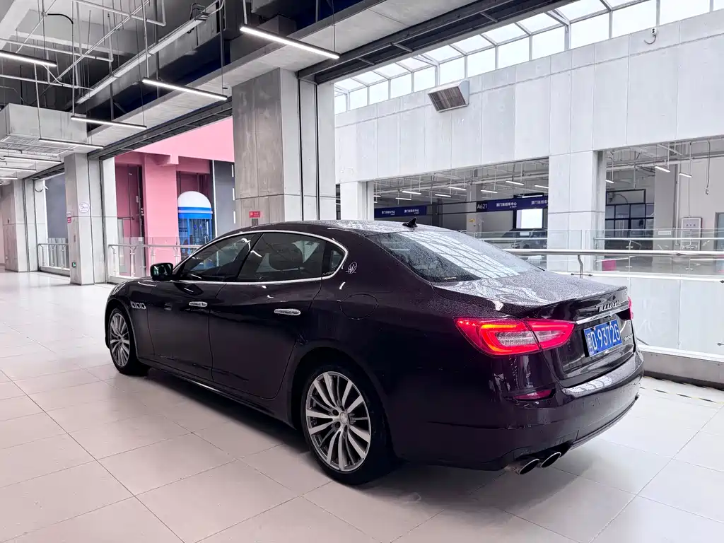 Quattroporte 3.0 T Standard