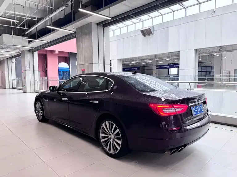 Maserati Quattroporte 3.0 T Standard