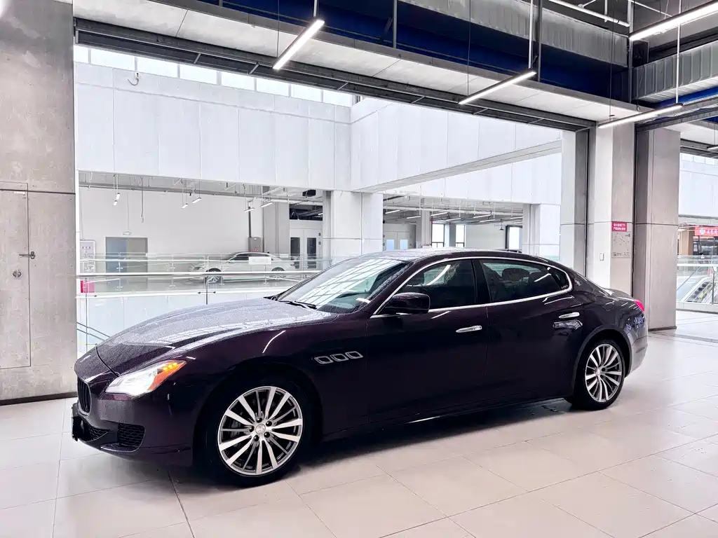 Quattroporte 3.0 T Standard