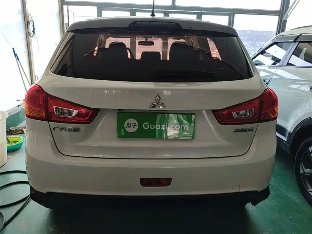 ASX 2.0 L CVT 2 WD Elite