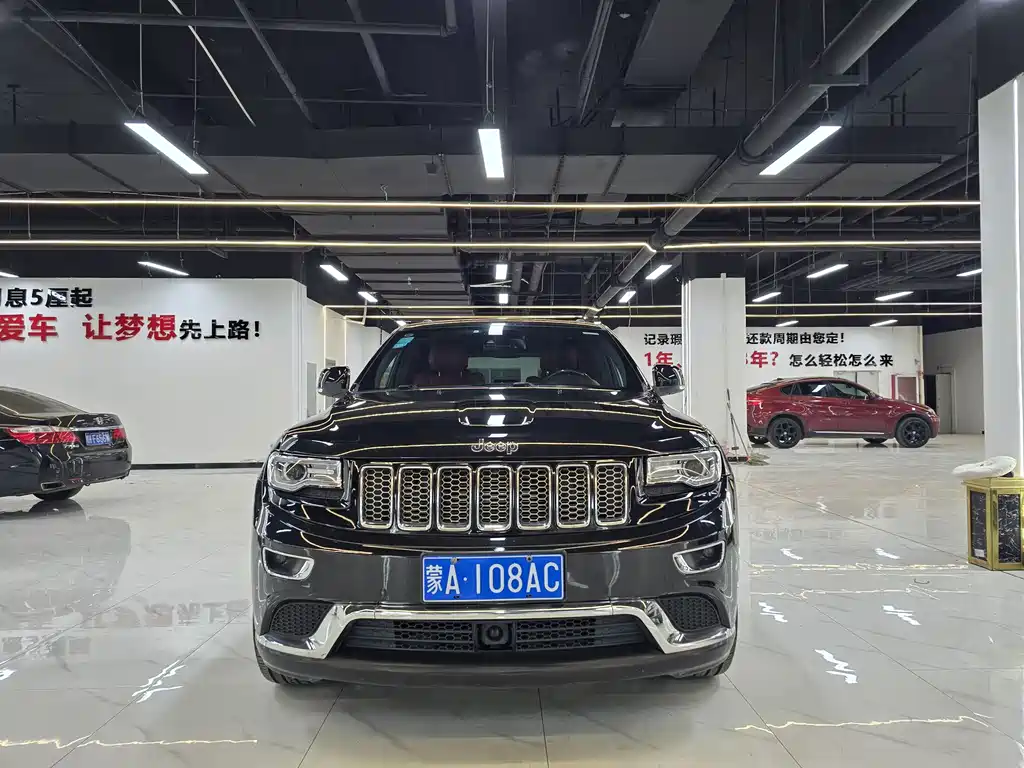 Grand Cherokee (Import) 3.0 L Flagship Premium Joy