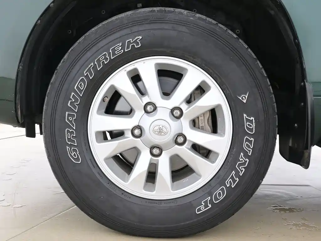 Land Cruiser 4.0 L Auto VX