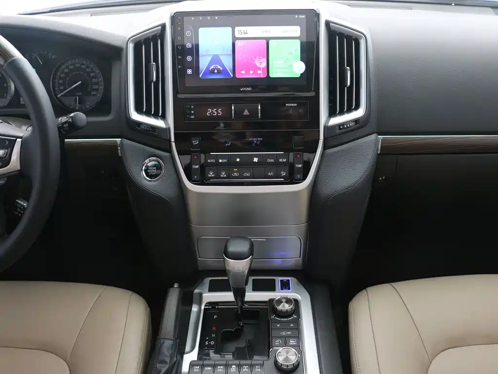 Land Cruiser 4.0 L Auto VX