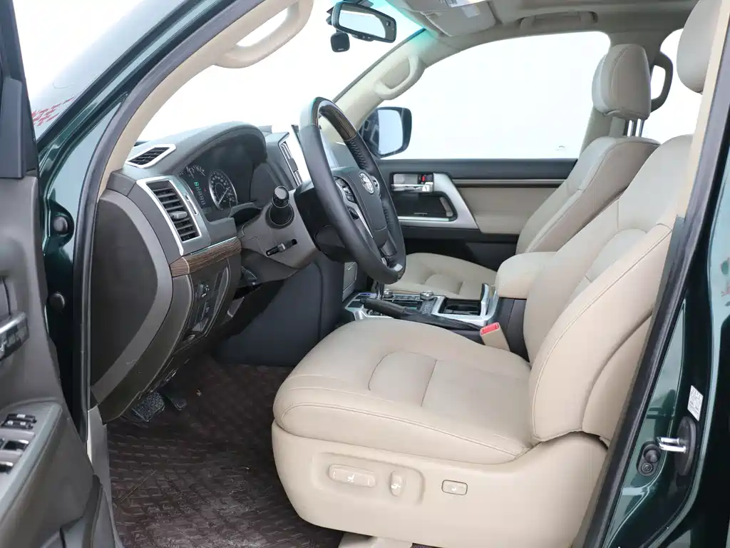 Land Cruiser 4.0 L Auto VX
