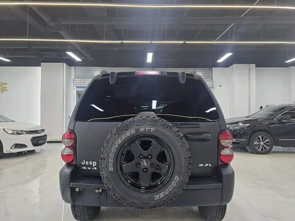 Freedom 3.7 L