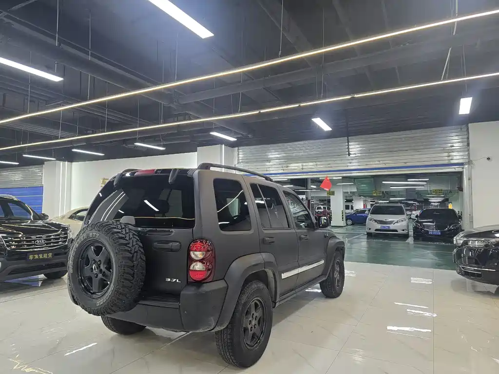 Freedom 3.7 L