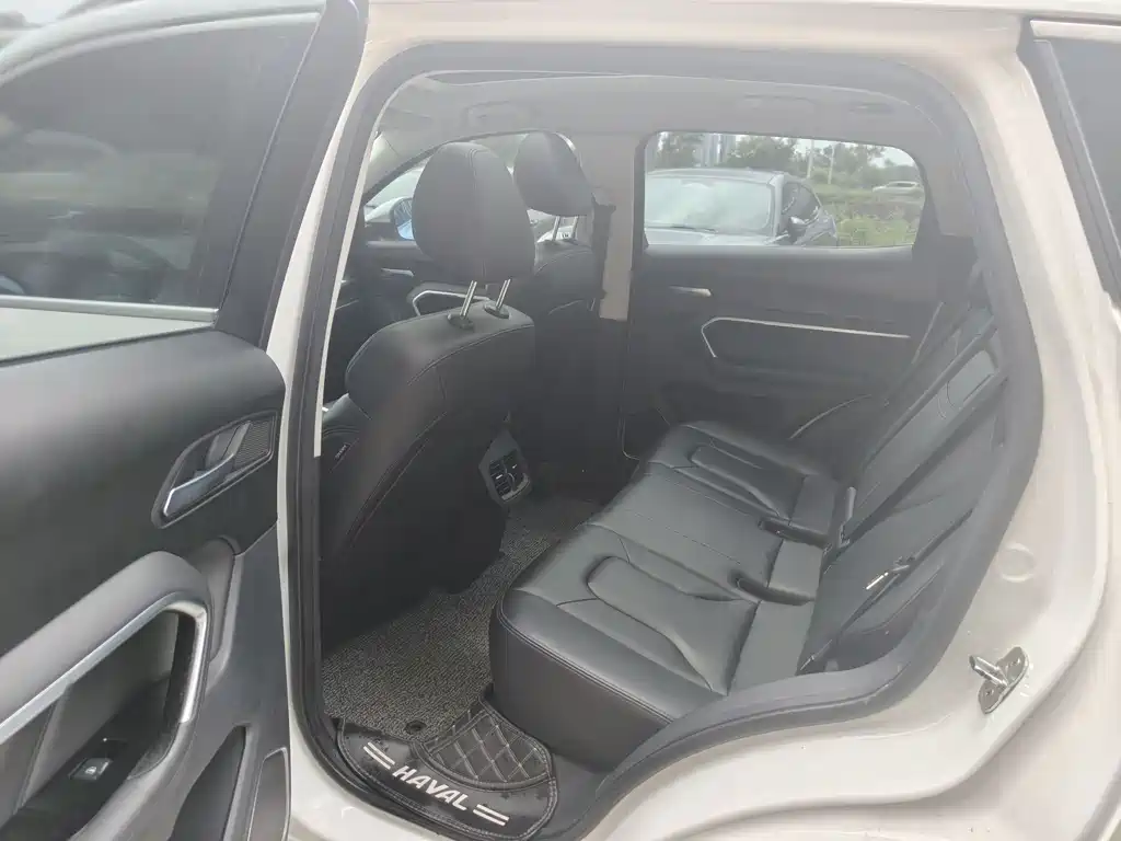 Haval H6 Red Label 1.5 T Auto 2 WD Smart Style