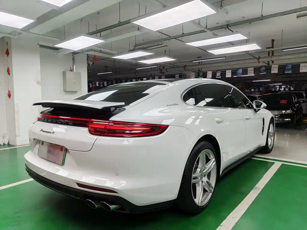 Panamera NEV Panamera 4 E-Hybrid Executive Extended 2.9 T