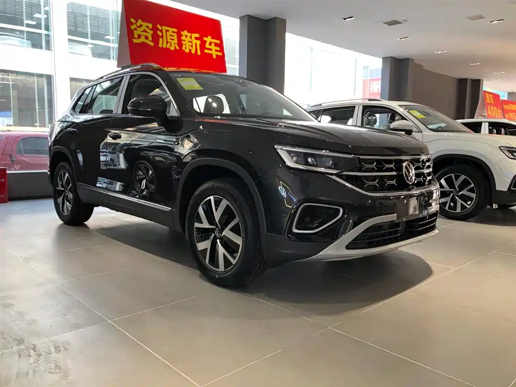Tayron 300 TSI 2 WD Luxury Plus Advanced