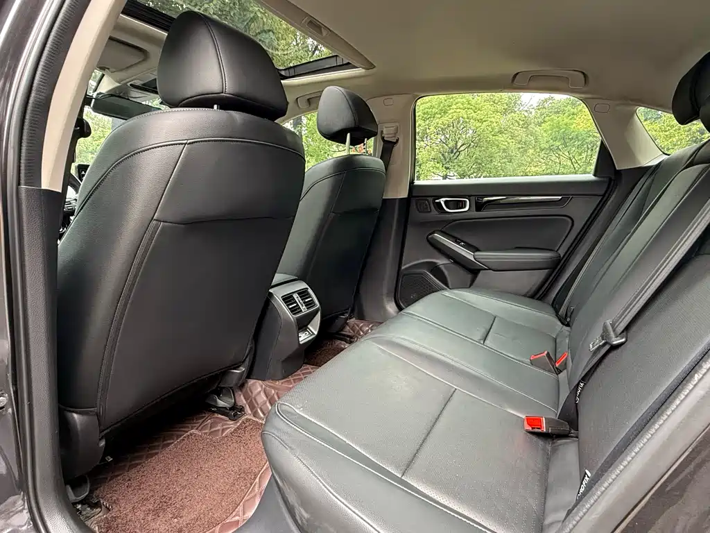 Integra 240 TURBO CVT Smart Enjoyment