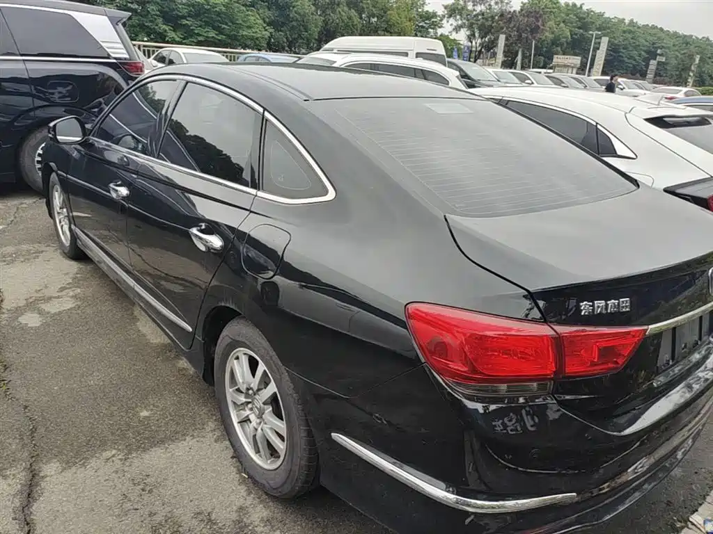 Spirior 2.0 L Distinguished