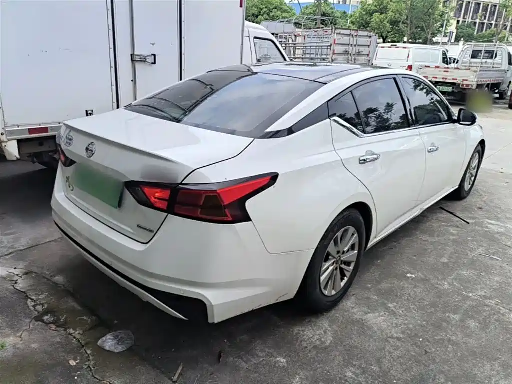 Teana Facelift 2.0 L XL Comfort