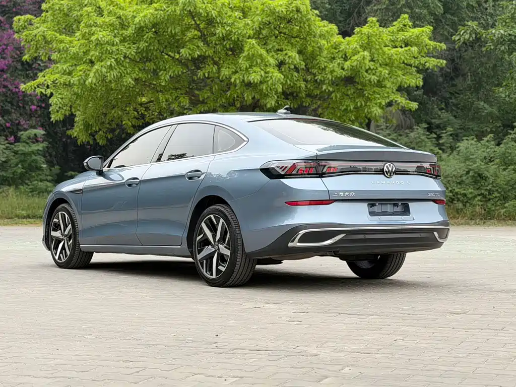 Lamando Lamando L 280 TSI DSG Spicy Cool