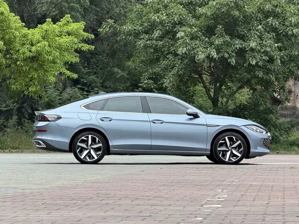 Lamando Lamando L 280 TSI DSG Spicy Cool