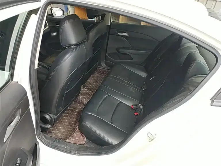 Chevrolet Cavalier 320 Auto Delight Sunroof