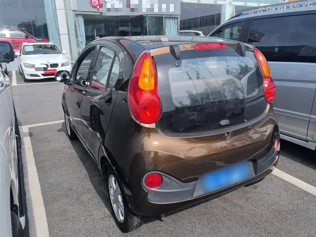 Chery QQ 奇瑞QQ 2013款 1.0 L 手动活力版