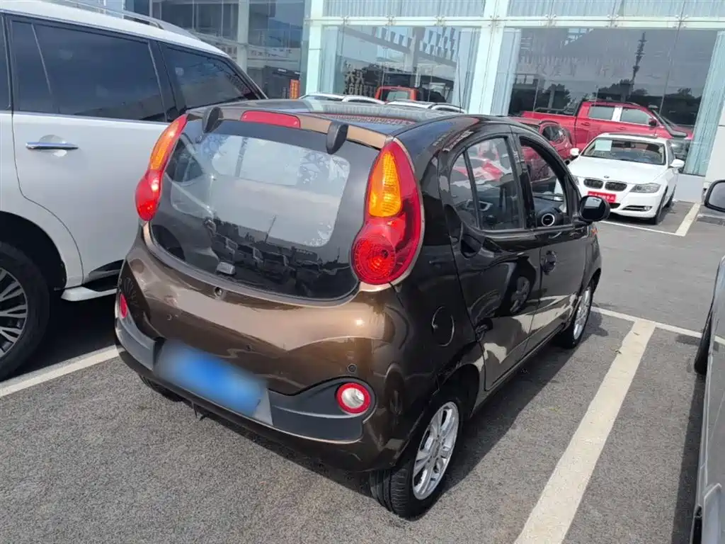 Chery QQ 奇瑞QQ 2013款 1.0 L 手动活力版