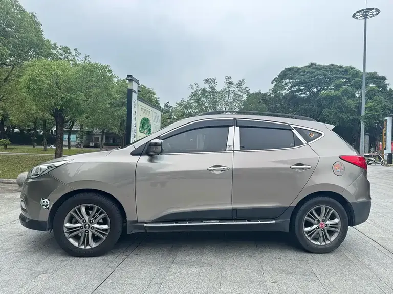 Hyundai ix35 2.0 L Auto 2 WD Intelligent GLS CN-IV