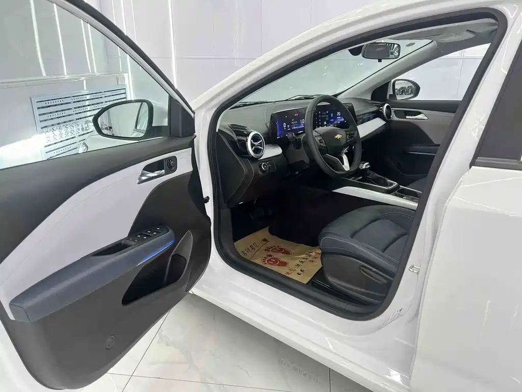 Monza 1.5 L DCT Joy