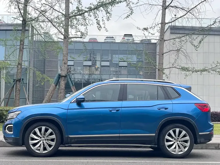 Volkswagen Tayron 330 TSI 2 WD Luxury Plus CN-VI