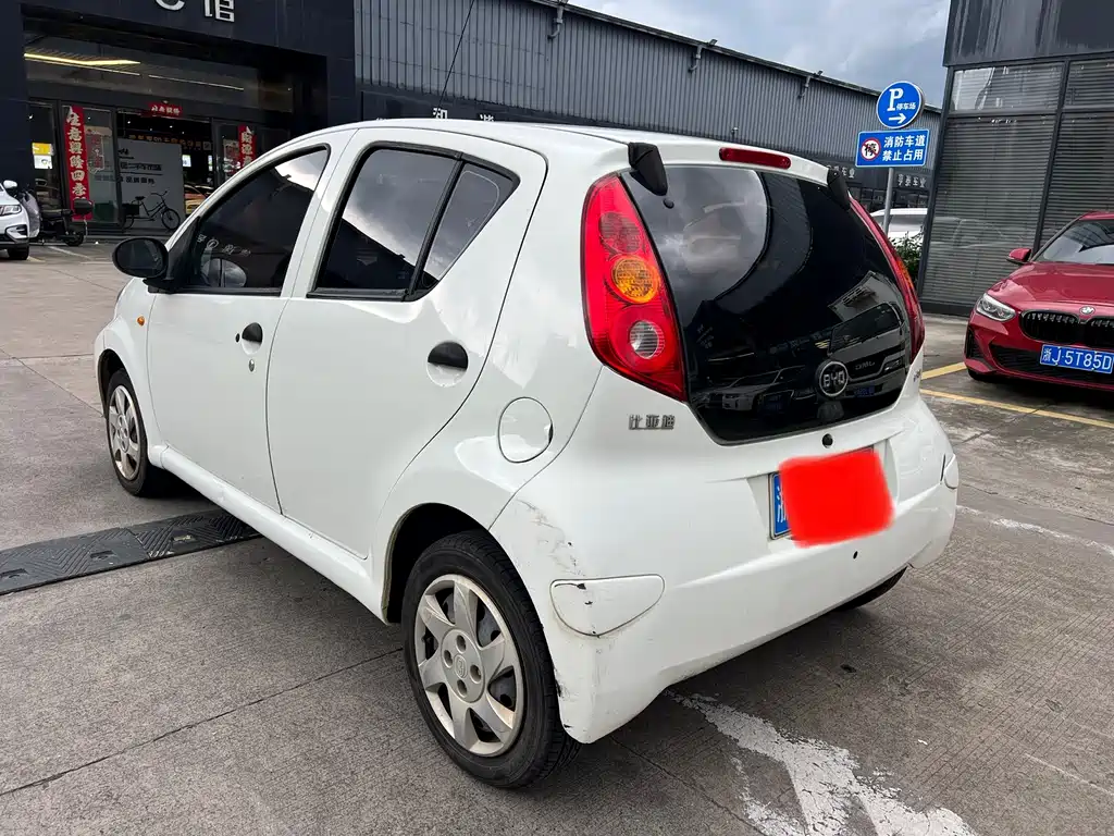 BYD F0 1.0 L Xuan Cool