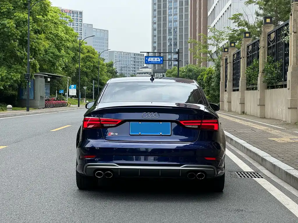 Audi S3 Facelift S3 2.0 T Limousine