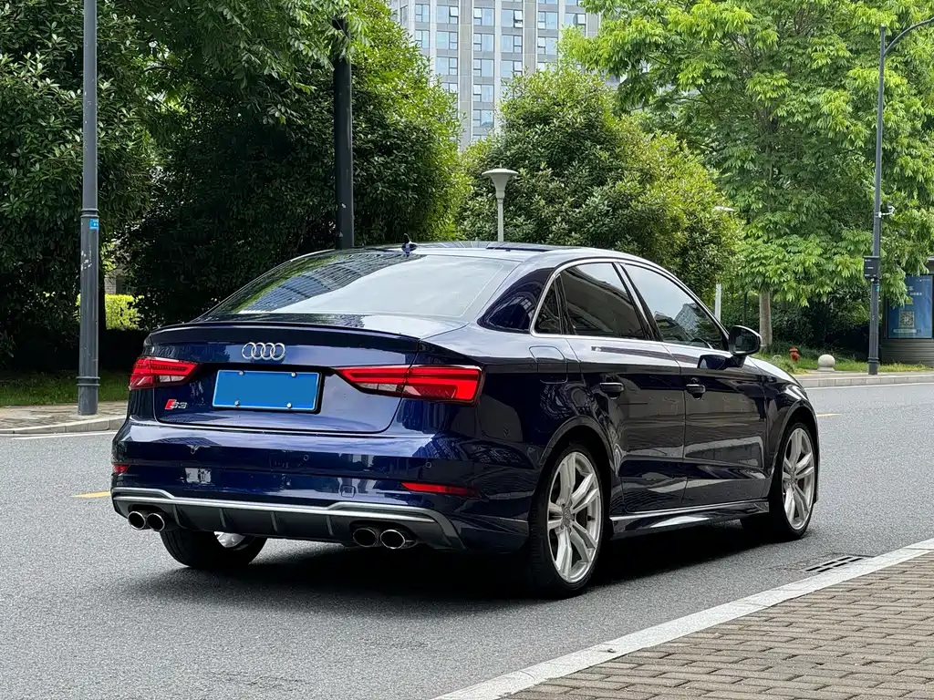 Audi S3 Facelift S3 2.0 T Limousine