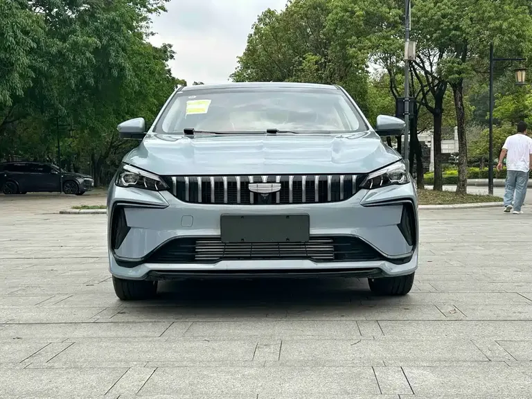 Geely Binrui Binrui COOL 1.5 T DCT Dragon