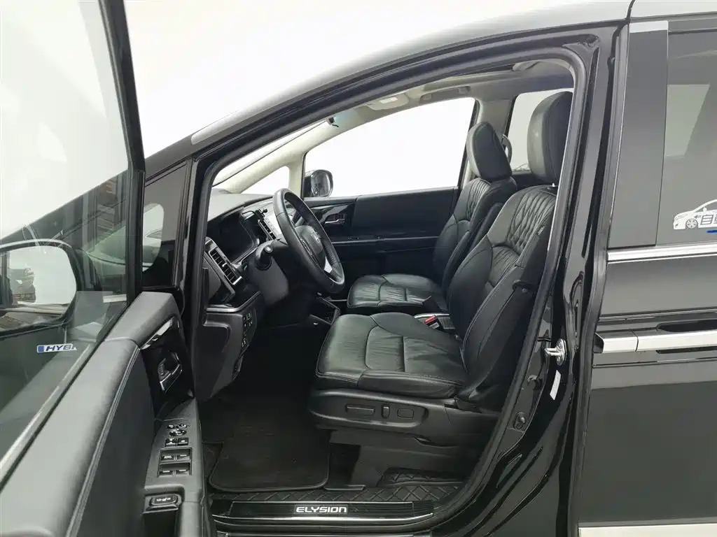 Elysion 2.0 L Hybrid Luxury