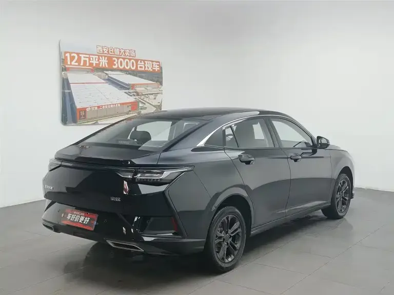 Dongfeng Yixuan 1.5 L Auto Luxury
